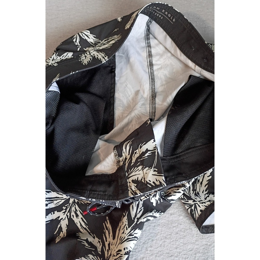 American Eagle Men's Size Large Swim Board Shorts Tropical Print Black/White - Picture 14 of 14